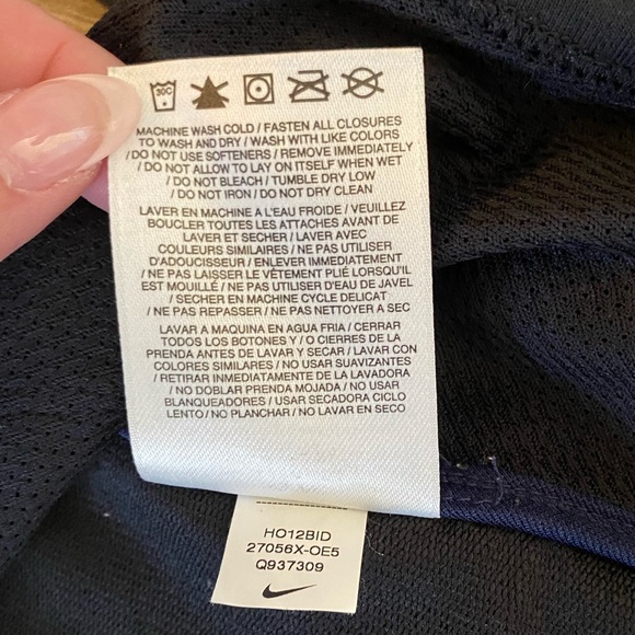 Nike DriFit Oregon State Zip Up - Picture 5 of 9